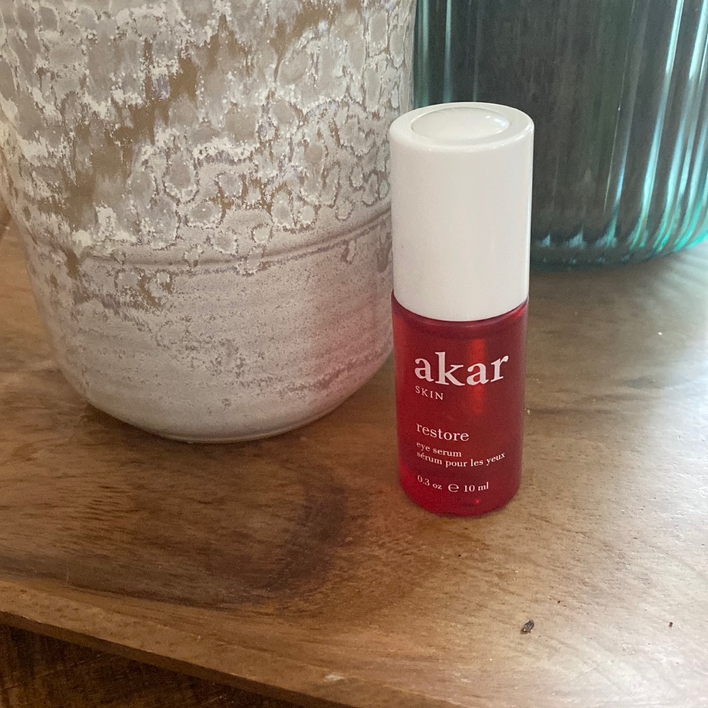 Akar skin restore eye serum 10ml.  0.3oz. New. Unused.